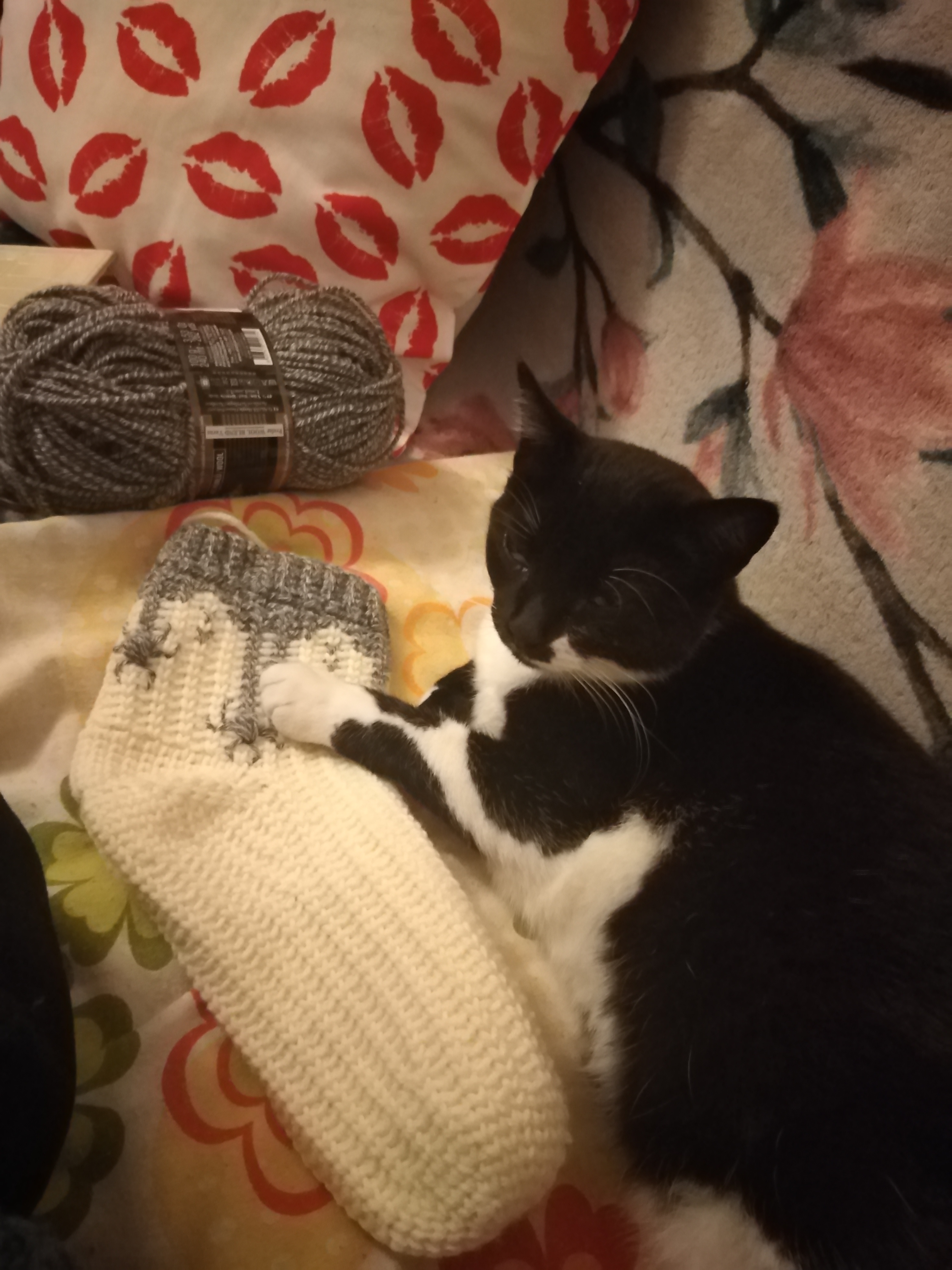 Șosetă. Eu am pus-o să stea așa de fapt